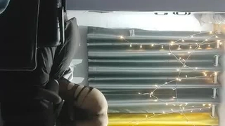 纹身猛男与泰澳混血模特加闺蜜激情4P